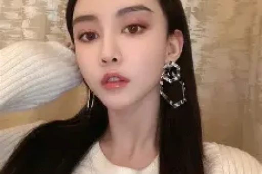 李小璐不忍了！首度回应PGONE事件！网上又炸锅了